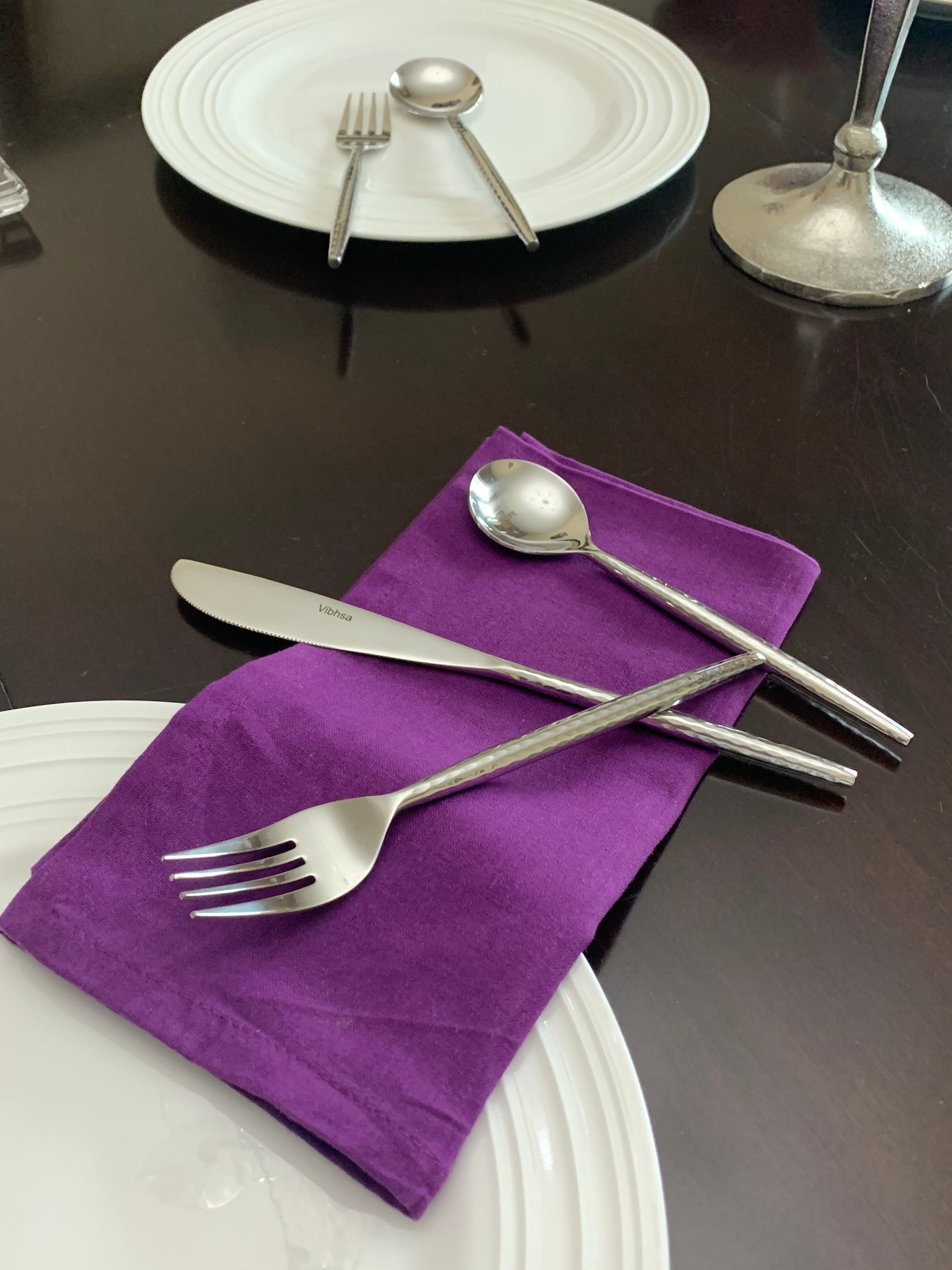 Hammered Stainless Steel Flatware 18-Piece Set Dinner knives, Dinner Secondary image