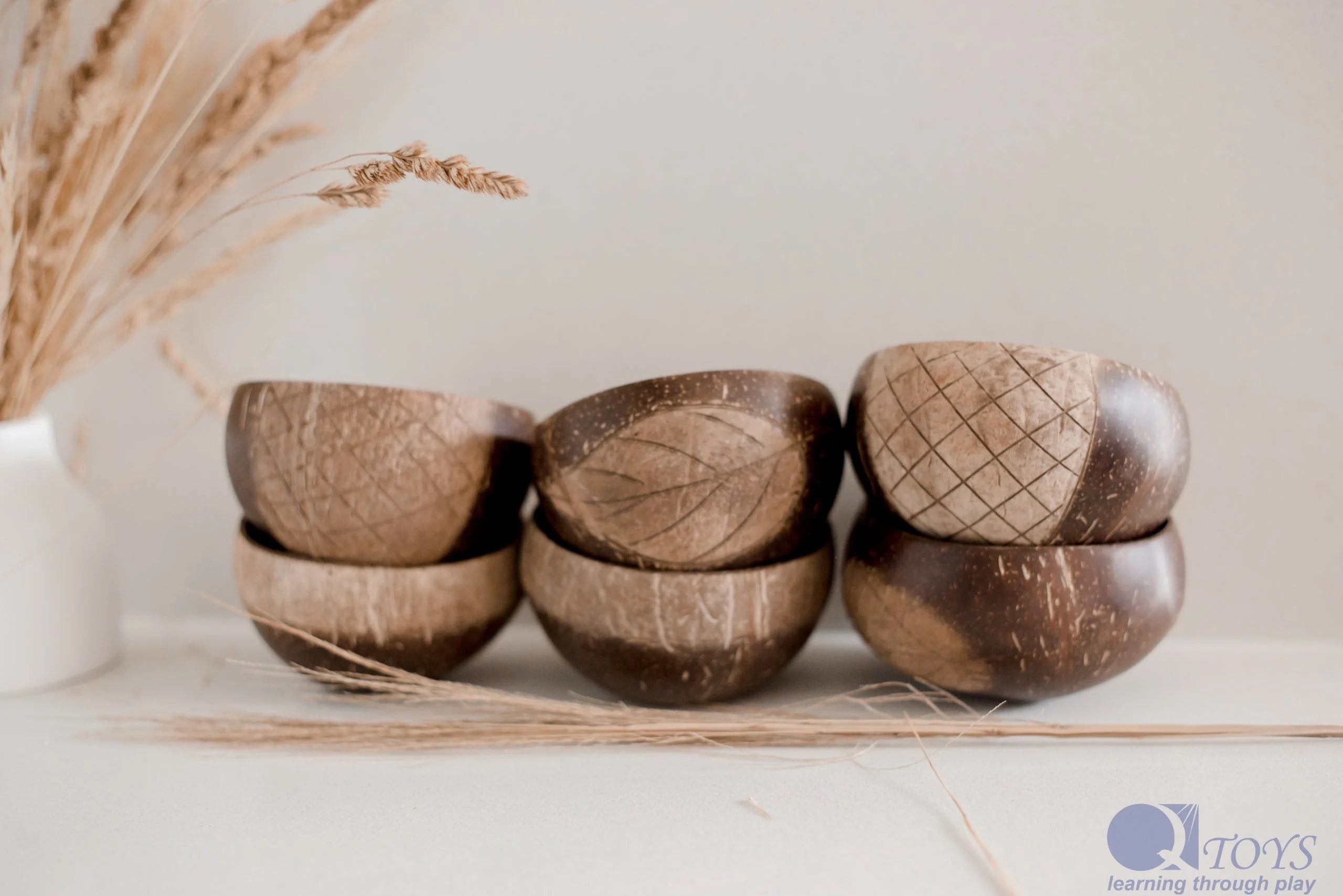 QToys Australia (USA) Patterned Coconut Bowls set of 6 Main image