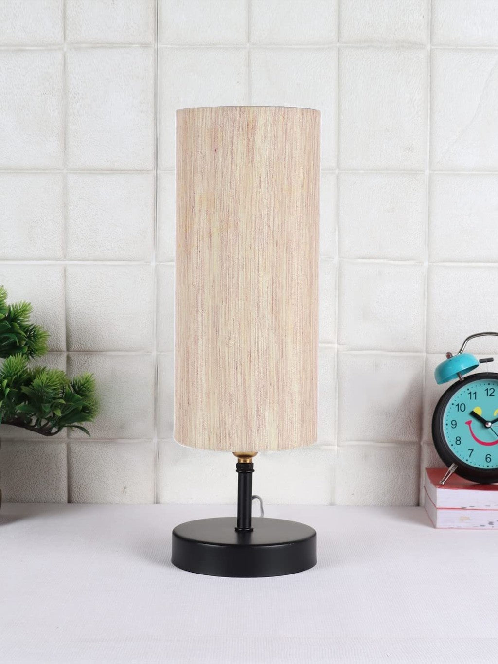 Iron Table lamp with Off-White Cotton Shade